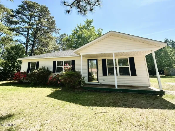 103 Fullers Way, Aberdeen, NC 28315