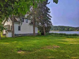 1128 Crystal Lake Blvd, Iron Mountain, MI 49801