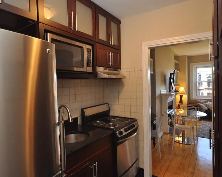 218 Newbury St #4F — Photo 6