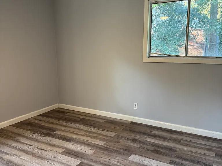4807 Wellborn Dr — Photo 9
