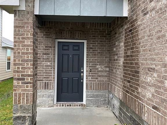 2nd image of 25448 Northpark Lake Dr