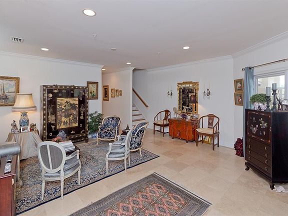 4th image of 4076 Silver Palm Dr