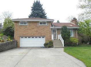 403 Southridge Dr, Pittsburgh, PA