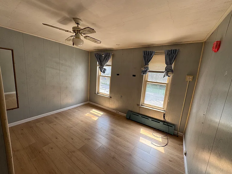 516 E Norwegian St — Photo 13