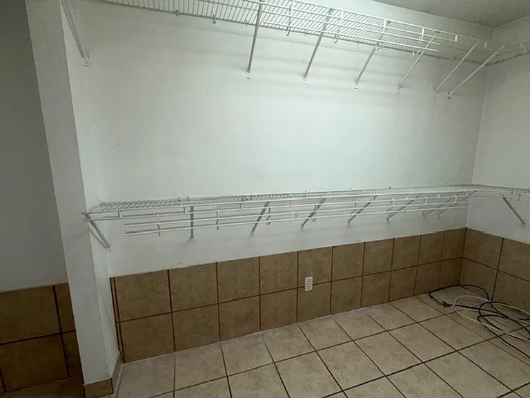 7244 Hazelcrest Dr — Photo 18