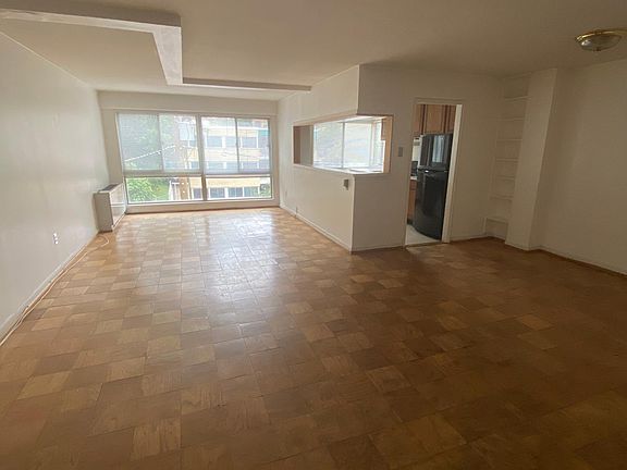 Entry View - Living Room/Dinning Room/Kitchen