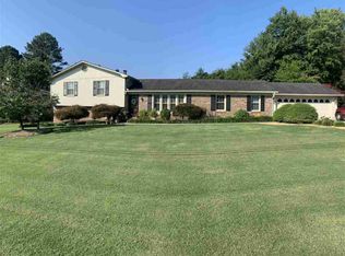 965 Robin Hood Dr NW, Cleveland, TN 37312