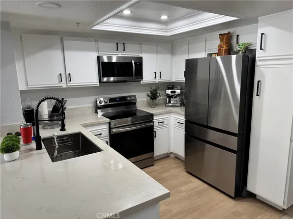 147 N Mine Canyon Rd Unit D, Orange, CA 92869