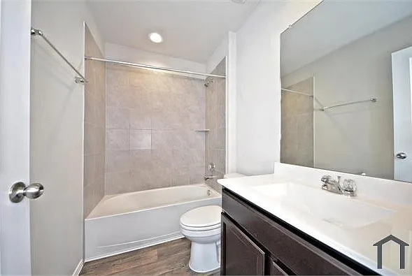 1510 Ashford Bend Ln — Photo 14