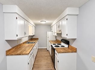 404 N Main St #2, Manchester, CT 06042