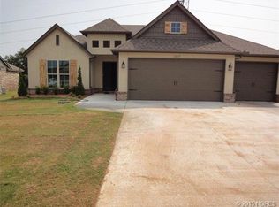 2317 W Quinton St, Broken Arrow, OK 74011