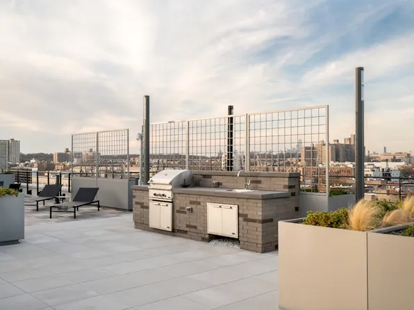 350 Clarkson Avenue image 9 of 12