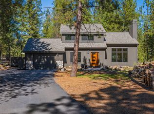 57548 Lark Ln #14, Bend, OR 97707