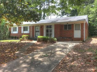 1228 Pineglen Dr, Riverdale, GA 30296