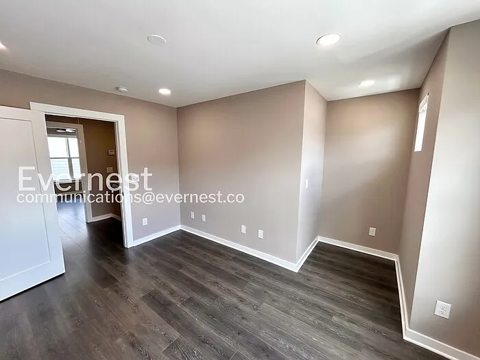 303 Jeffries Way — Photo 16