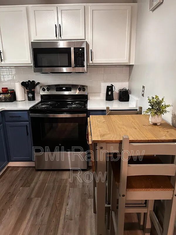 Studio, 1.0 bath, 550 sqft, $2,500 — Photo 4