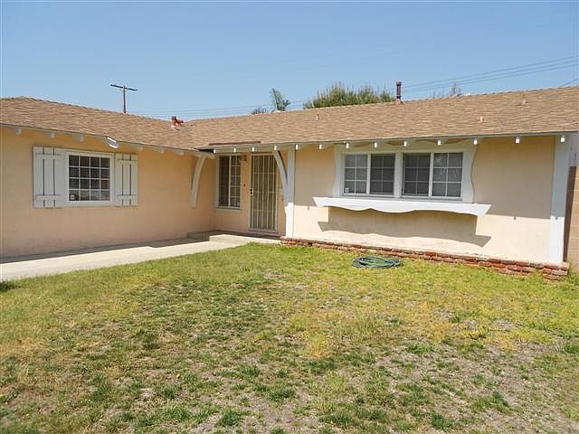 1st image of 7401 Fillmore Dr