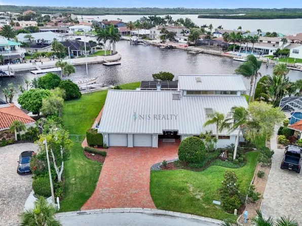 5060 Porpoise Pl, New Port Richey, FL 34652