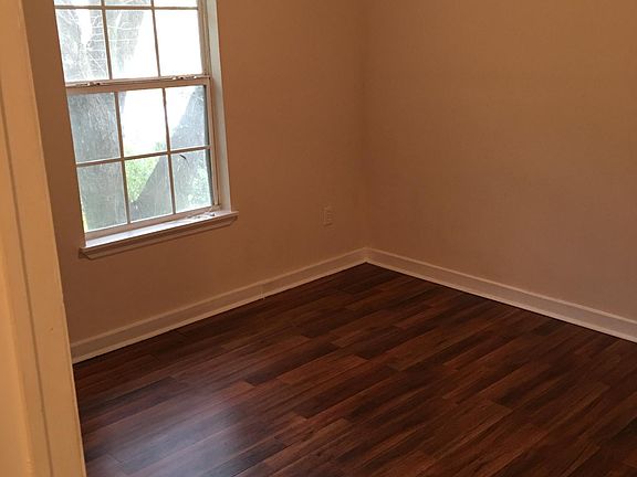 5th image of 5150 Delta St APT 202
