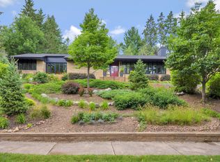 2727 E 8th St, Duluth, MN 55812