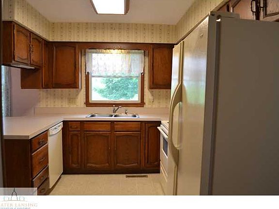 2nd image of 9380 Buck Hwy