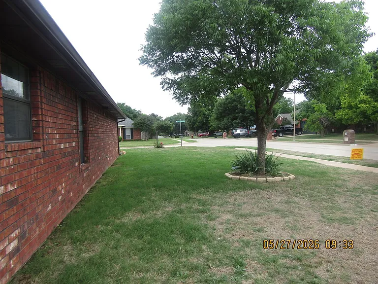 3119 NE Mayflower Ave — Photo 33