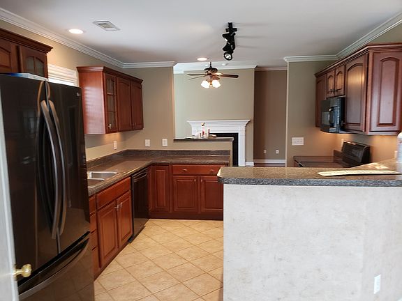 5th image of 13038 Peach View Dr
