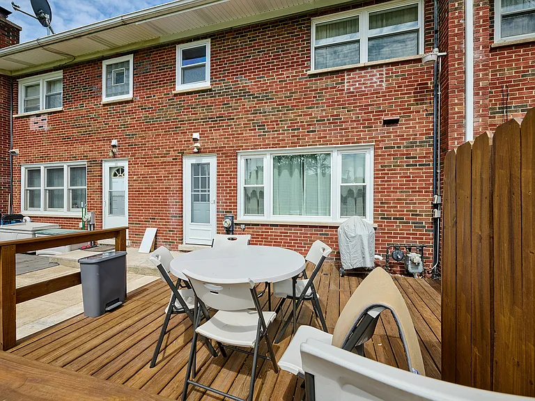926 N Boxwood Dr #B — Photo 31