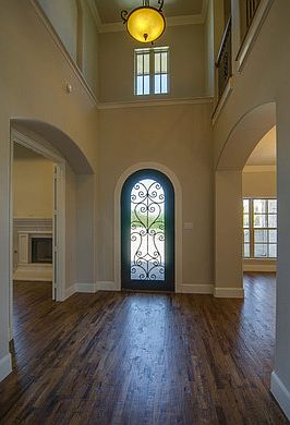 2 Story Foyer