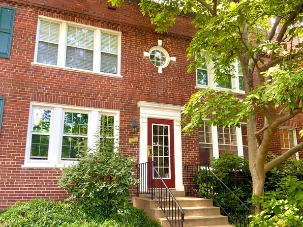 1900 N Rhodes St APT 71, Arlington, VA 22201