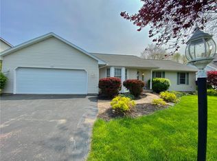 86 Saint Katherine Way, Brockport, NY 14420