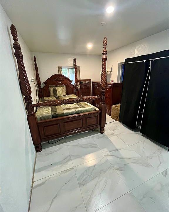 1st image of 748 W Dayton Cir #748