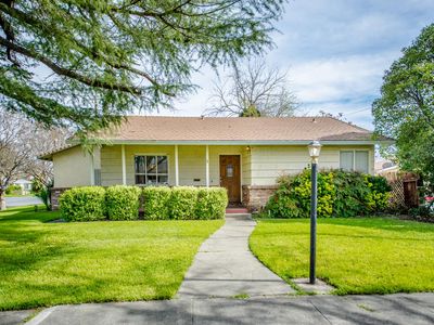 1 Locust St, Woodland, CA, 95695