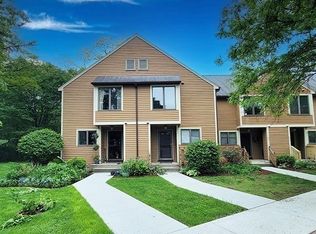 575 Bridge Rd UNIT 11-2, Northampton, MA 01062