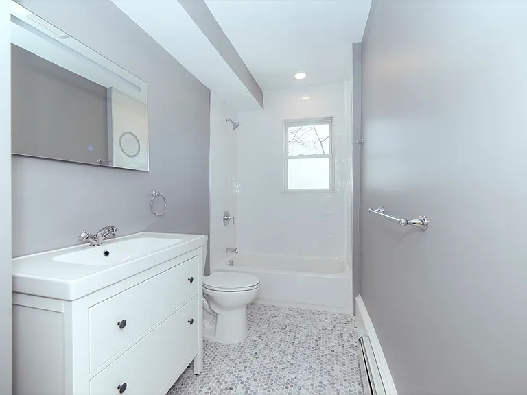 10 Duffley Ct #2 — Photo 22
