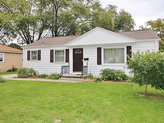 2nd image of 1215 Redwood Dr