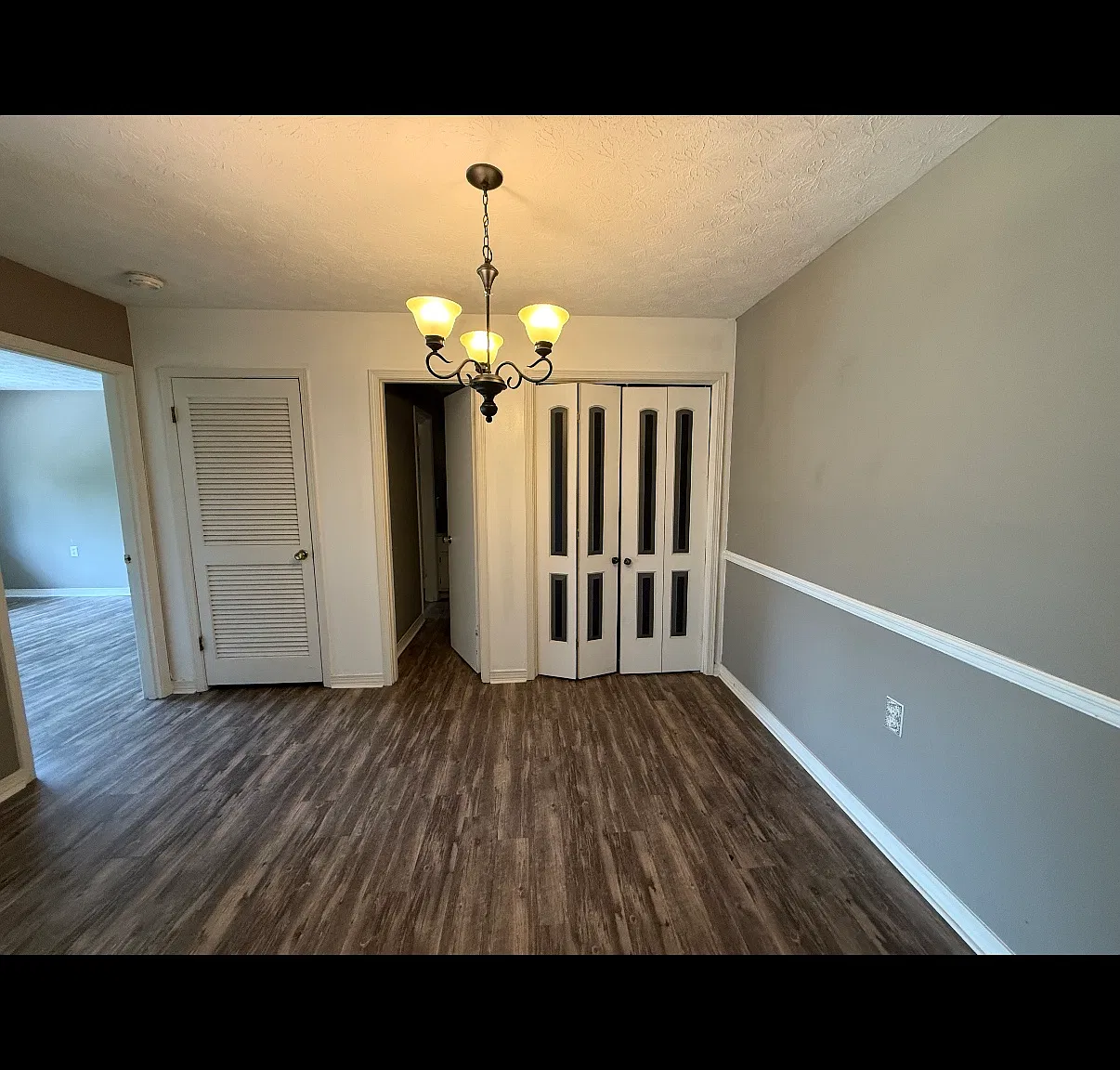 2 bed, 900 sqft, $1,050 — Photo 3