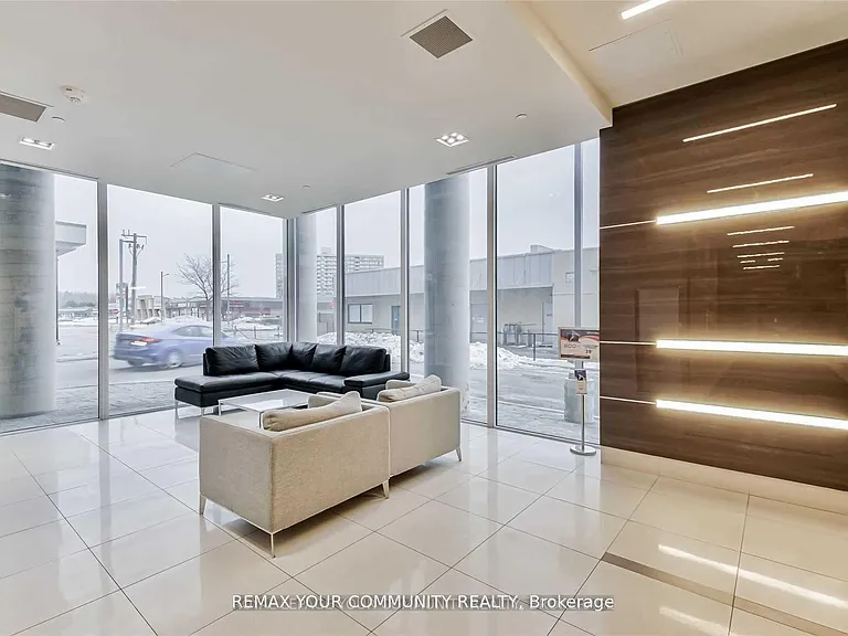 9618 Yonge St #210 — Photo 23