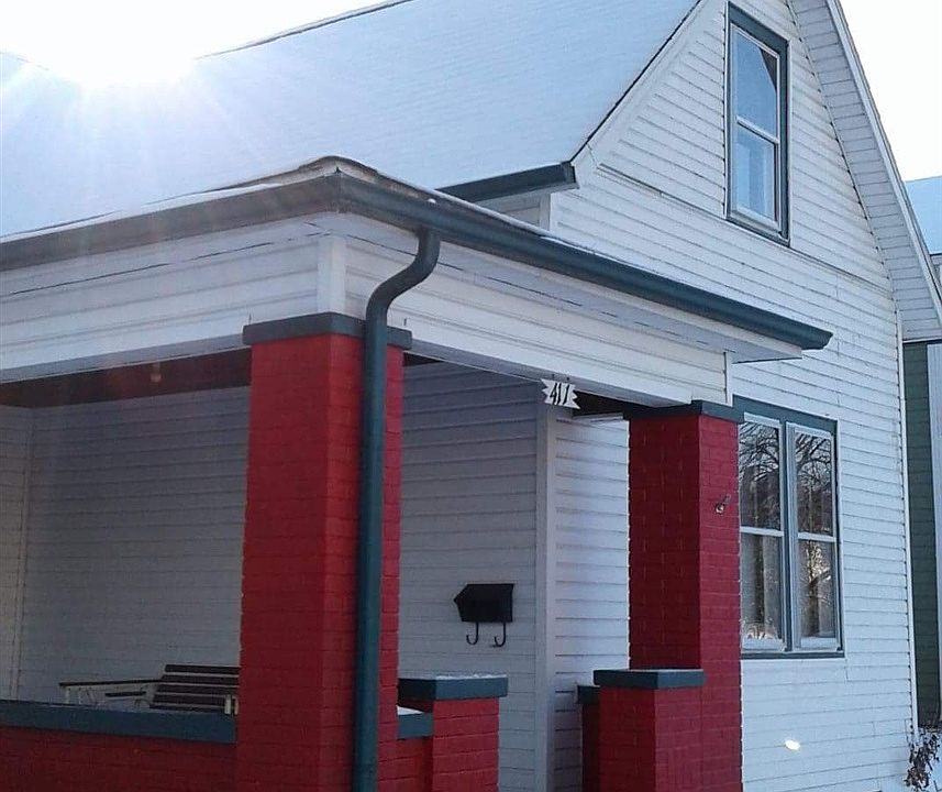 1st image of 411 W Linden Ave