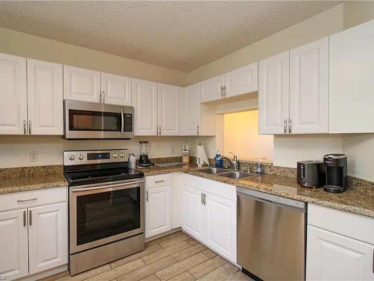 7794 Emerald Cir #A-102 — Photo 15