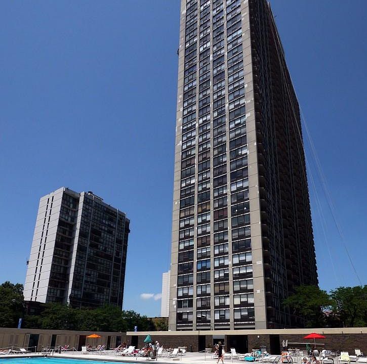 1st image of 1360 N Sandburg Ter APT 1901