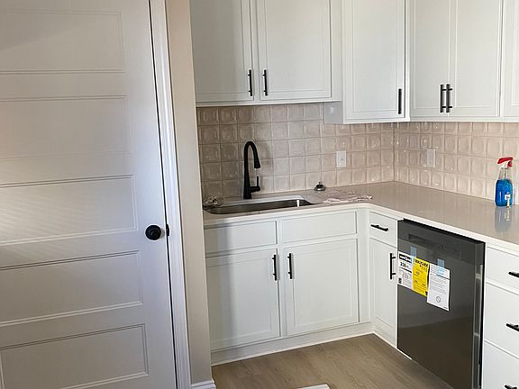 2nd image of 1975 Coltman Rd APT 1