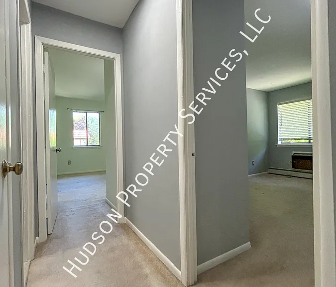 5 Loudon Dr #9 — Photo 5
