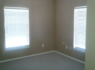 2869 Leonid Rd, Jacksonville, FL 32218