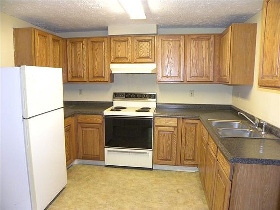 4th image of 5122 State Road 45