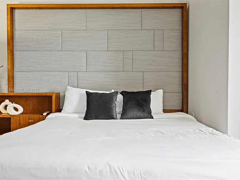 50 Biscayne Blvd #605 — Photo 3