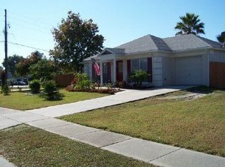 8908 Hunter Dr, New Port Richey, FL 34653