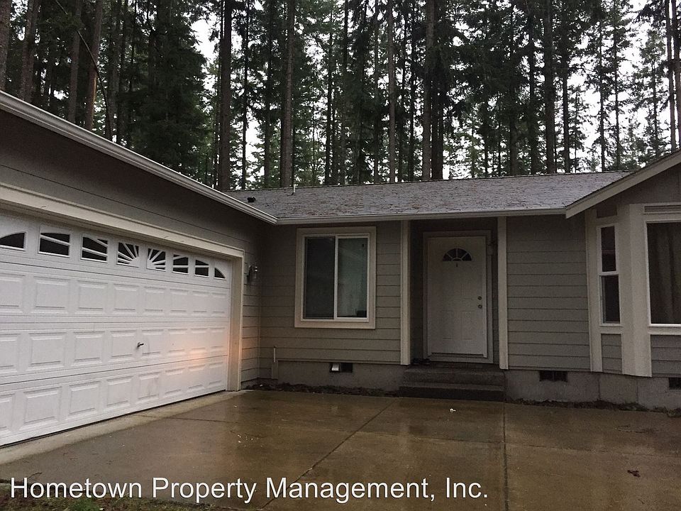 2nd image of 18134 Upland Dr SE