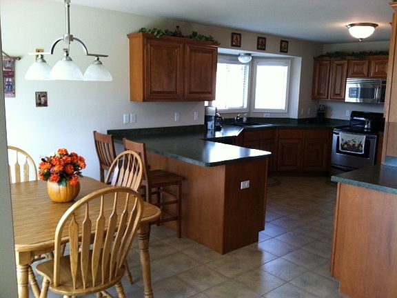 4th image of 57583 Paul Dr