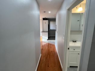 24 Colgate Rd APT 8, Roslindale, MA 02131